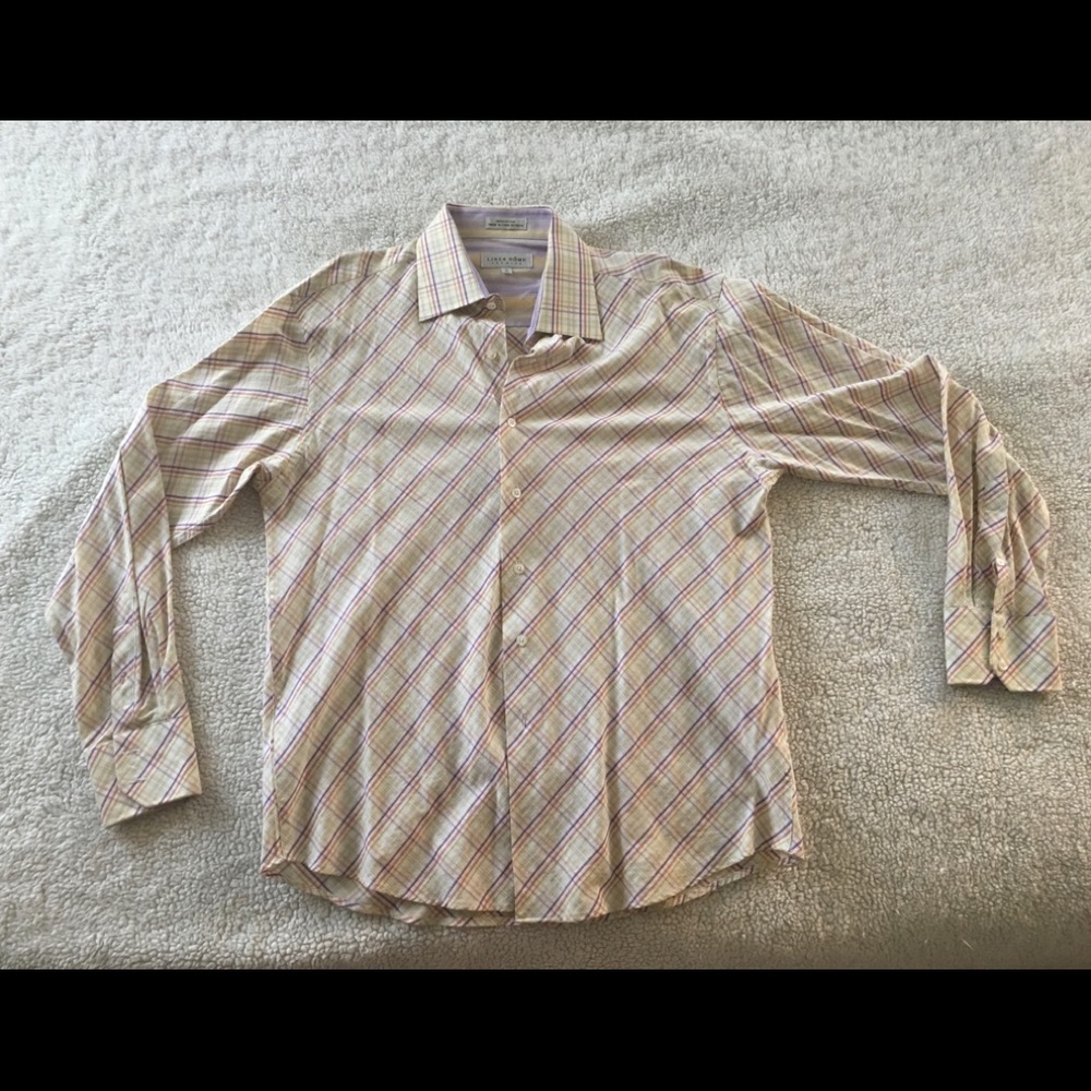 Collared dress shirt
